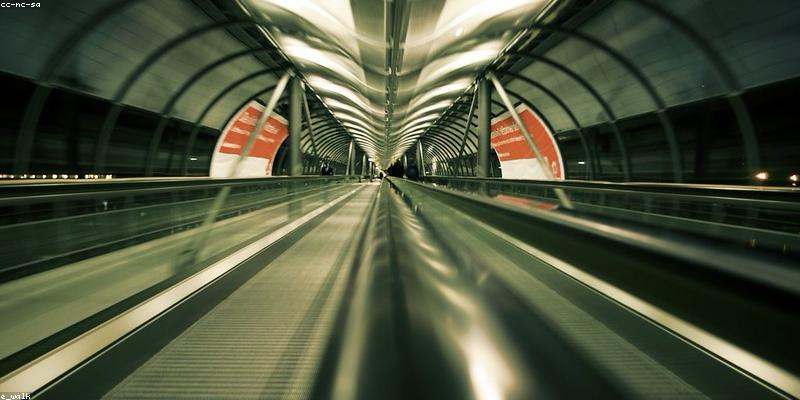 双方の主張を入力するAIの応用分野