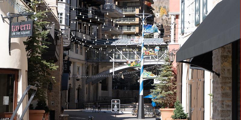 副業スクール運営のレベクリと他プラットフォームの比較